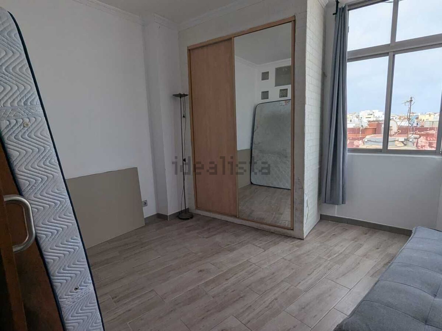 Before staging - 109126163